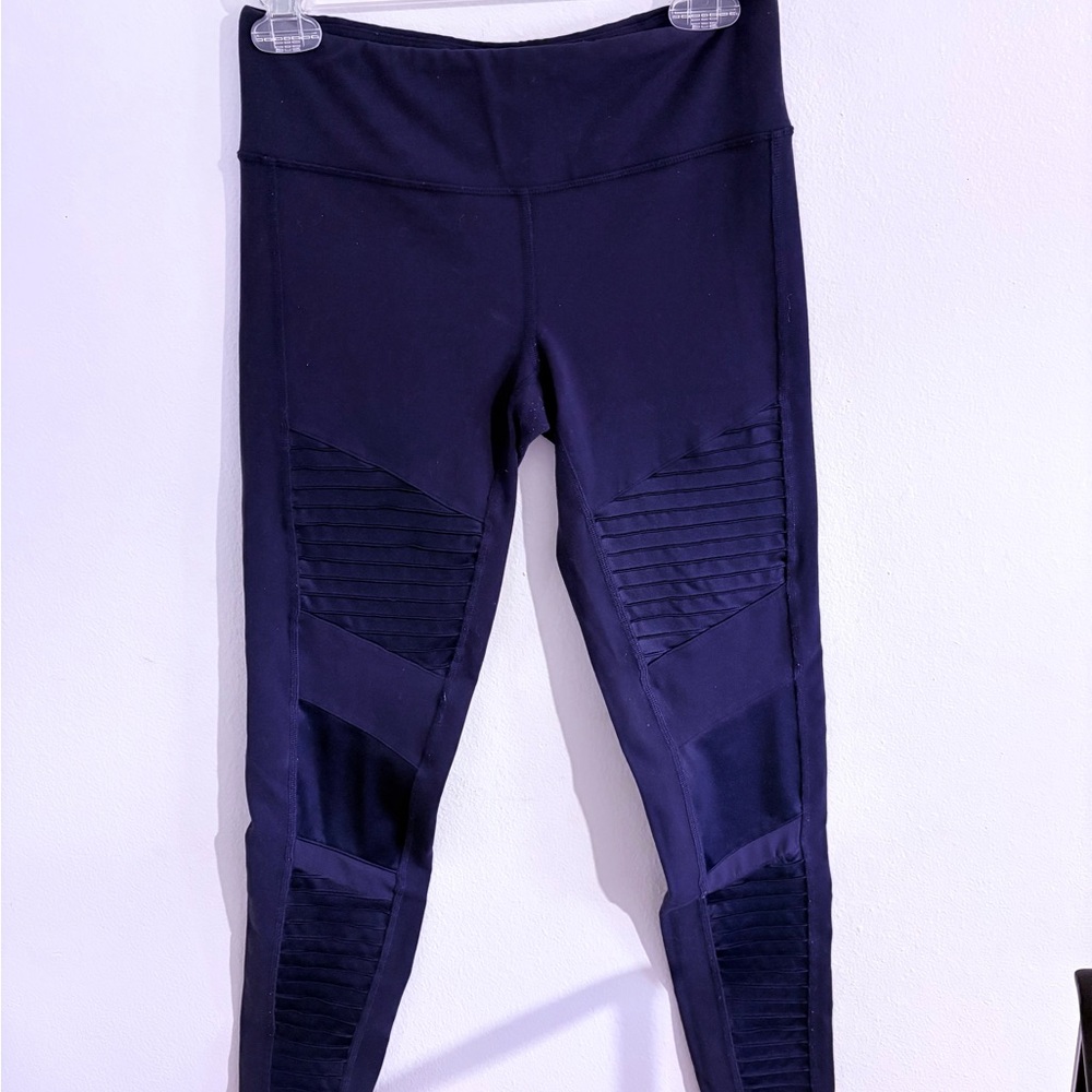 ALO Navy Blue Leggings with Ribbed Detail